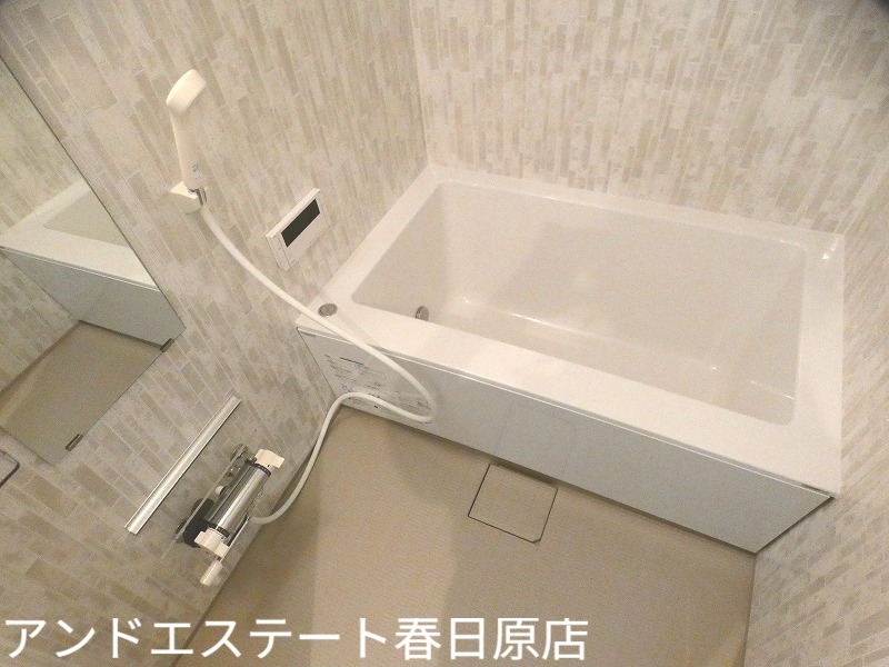 バス・シャワールーム　追い焚き機能付き