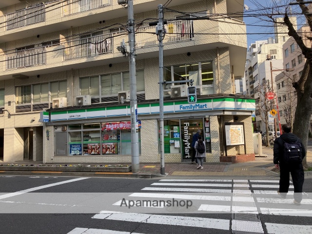 コンビニ　ファミリーマート浅草橋二丁目店（コンビニ）まで247m