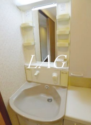 洗面設備　洗面台です。