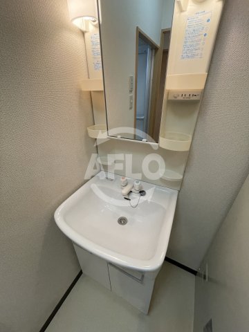 洗面設備　ボナールIZUMI　独立洗面台