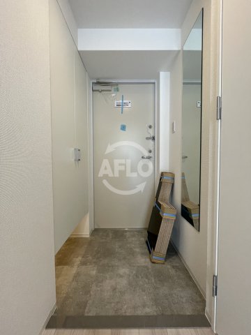 玄関　セレニテ福島プリエ　玄関