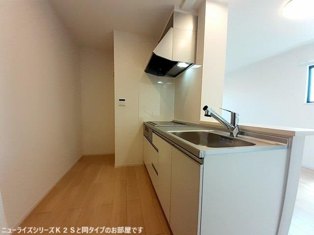 山陽電鉄本線 荒井駅 徒歩23分 2階建 新築のキッチン写真