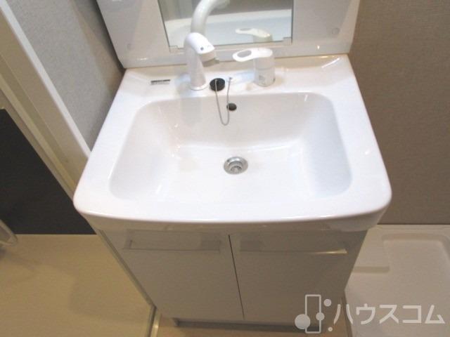 洗面設備　便利なシャワーノズル付き☆彡