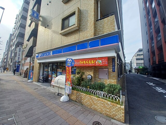 コンビニ　LAWSON（コンビニ）まで199m