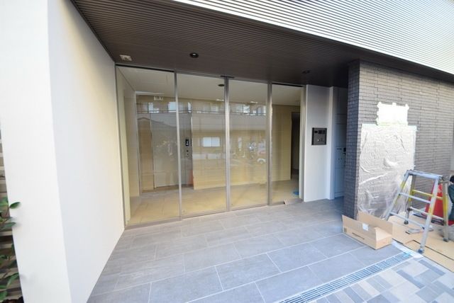 エントランス　★オートロック付き★