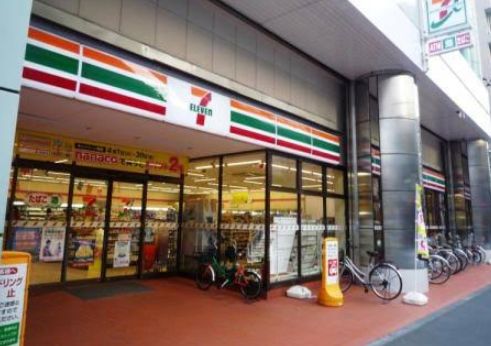 コンビニ　セブンイレブン台東北上野1丁目店（コンビニ）まで96m
