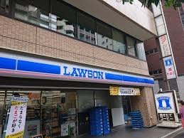 コンビニ　ローソン四谷左門町店（コンビニ）まで23m