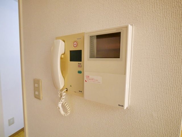 セキュリティ　★オートロック付なので女性でも安心です★