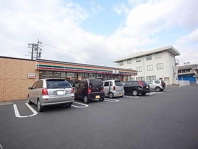 コンビニ　セブンイレブン大垣南頬町1丁目店（コンビニ）まで751m