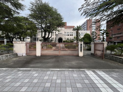 大学・短大　久留米大学　旭町キャンパス（大学・短大）まで1458m