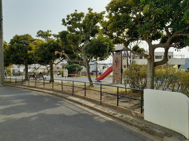 公園　戸塚南第一公園（公園）まで700m