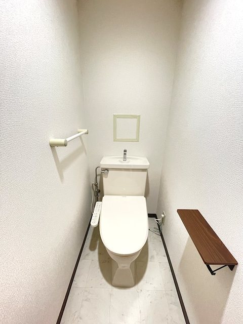 トイレ　トイレ