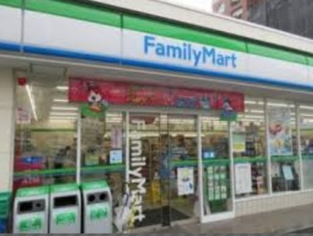 コンビニ　ファミリーマート伝通院前店（コンビニ）まで347m