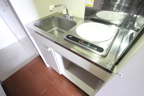 キッチン　※別部屋の写真です