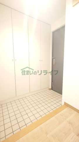 玄関　リフォーム中