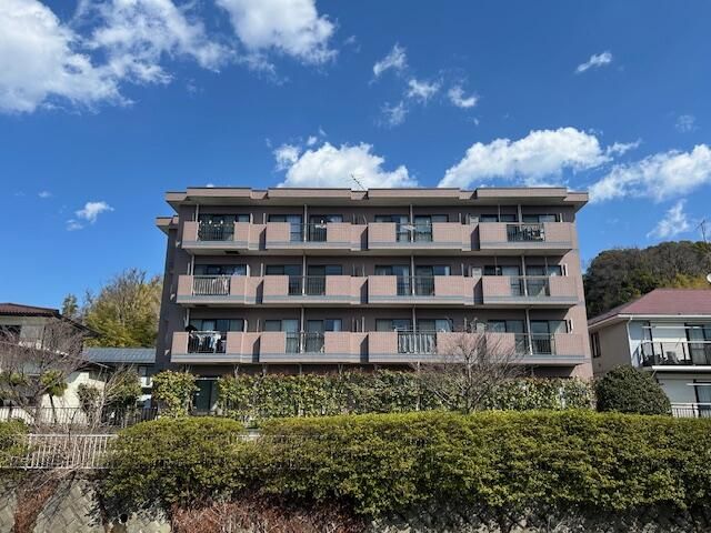 相鉄いずみ野線 緑園都市駅 徒歩23分 築35年