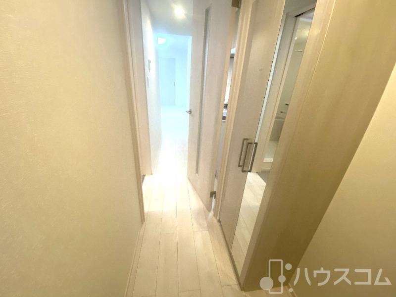 ＪＲおおさか東線 ＪＲ淡路駅 徒歩10分 3階建 築1年の玄関写真
