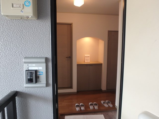 玄関　別部屋参考写真