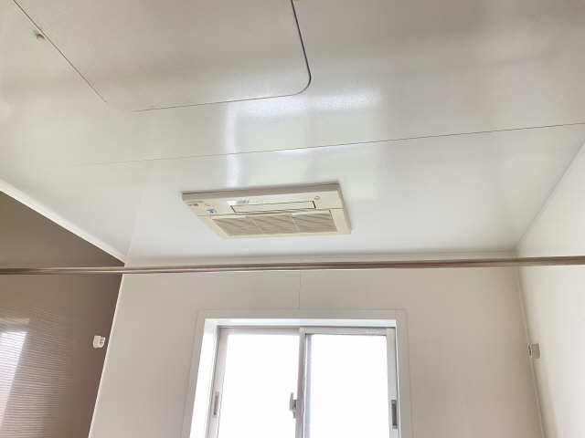 その他　浴室暖房乾燥機