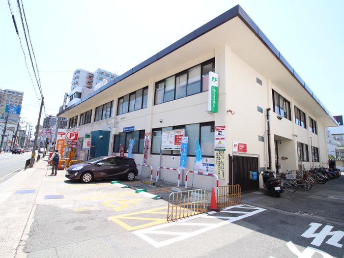 郵便局　川西郵便局（郵便局）まで290m