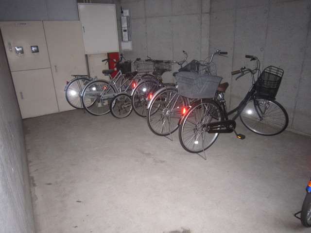 駐車場　★駐輪場★