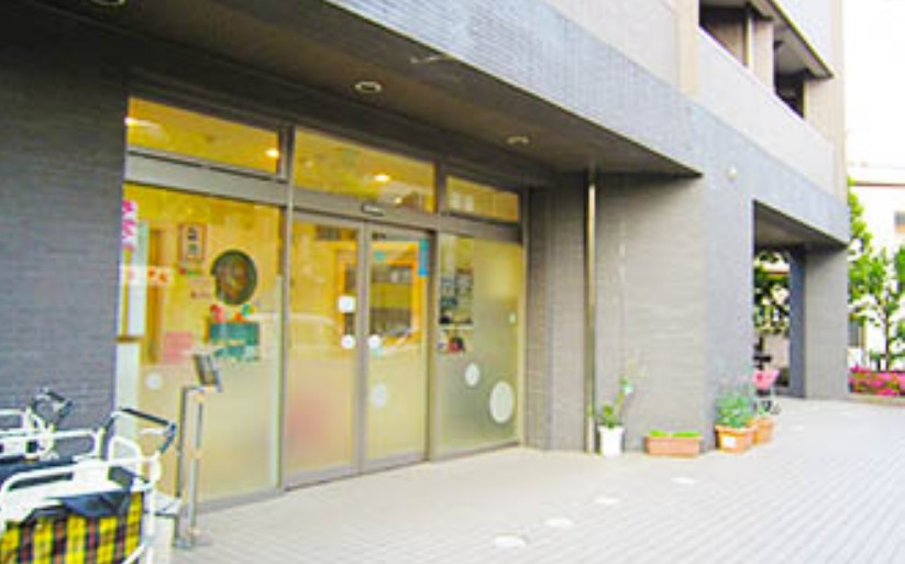 幼稚園・保育園　目黒本町保育園（幼稚園・保育園）まで484m