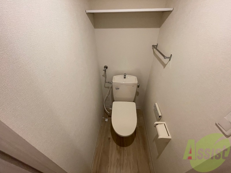トイレ　トイレです。ウォシュレット付を探している方、おすすめです。