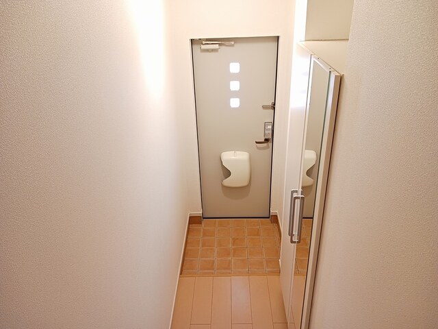 アプリコットの玄関写真