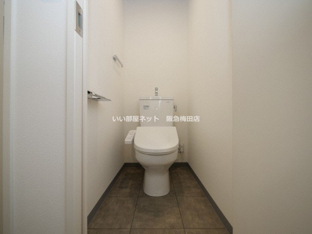 BROAD 新うめきたRESIDENCEのトイレ写真
