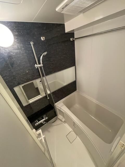 バス・シャワールーム　写真は同タイプ住居です。