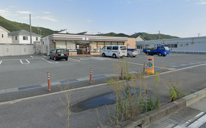 コンビニ　セブンイレブン姫路広畑蒲田店（コンビニ）まで800m