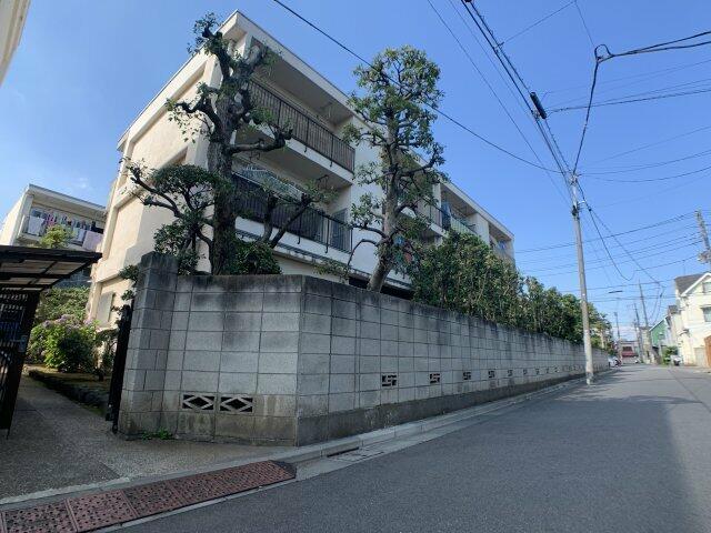 建物外観　?