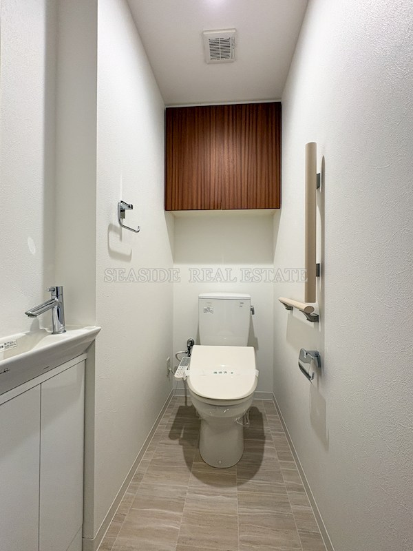 イニシア愛宕浜のトイレ写真