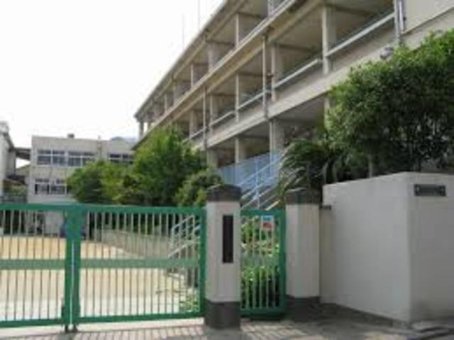 小学校　神戸市立春日野小学校（小学校）まで795m