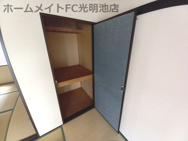 南海泉北線 光明池駅 徒歩8分 2階建 築35年の内装写真