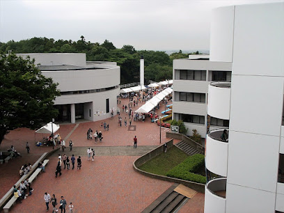 大学・短大　私立明治学院大学横浜キャンパス（大学・短大）まで955m