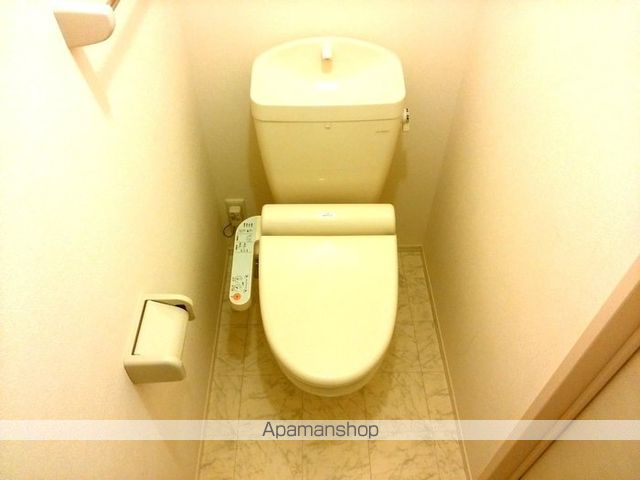 ＪＲ城端線 東野尻駅 徒歩15分 2階建 築14年のトイレ写真