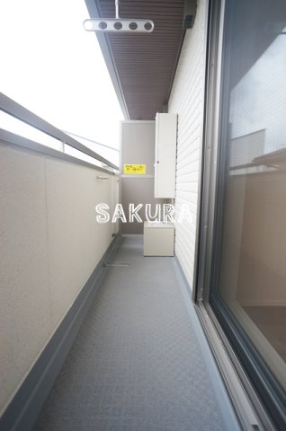バルコニー　暖かな日差しのふりそそぐバルコニー♪