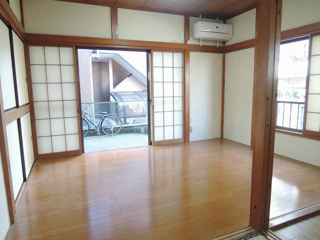 コーポ青野の居間写真