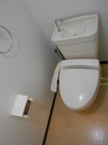 トイレ　清潔感のあるトイレです。