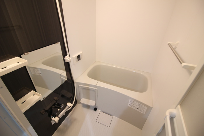 TATERU Apartment柵下町2丁目の風呂写真