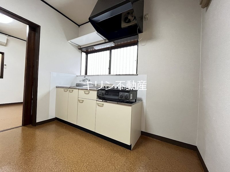 キッチン　同建会社同モデル