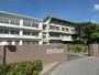 中学校　尾倉中学校（中学校）まで640m