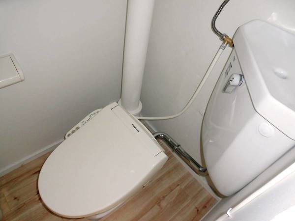 ビレッジハウス恵那1号棟のトイレ写真