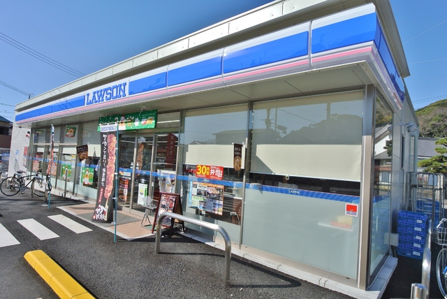 コンビニ　ローソン（コンビニ）まで300m