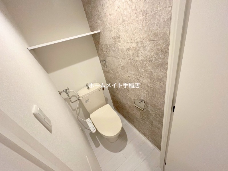 トイレ　ウォシュレット付きで快適な環境です♪