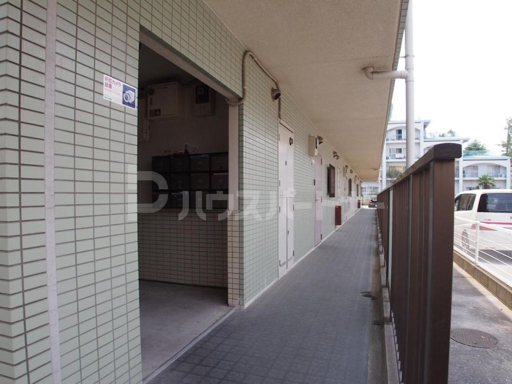 ＪＲ総武線 船橋駅 徒歩12分 3階建 築33年の外観写真