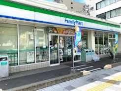 コンビニ　ファミリーマート 伏見通大須店（コンビニ）まで300m
