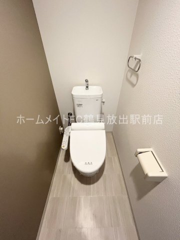 地下鉄長堀鶴見緑地線 横堤駅 徒歩10分 3階建 築12年のトイレ写真