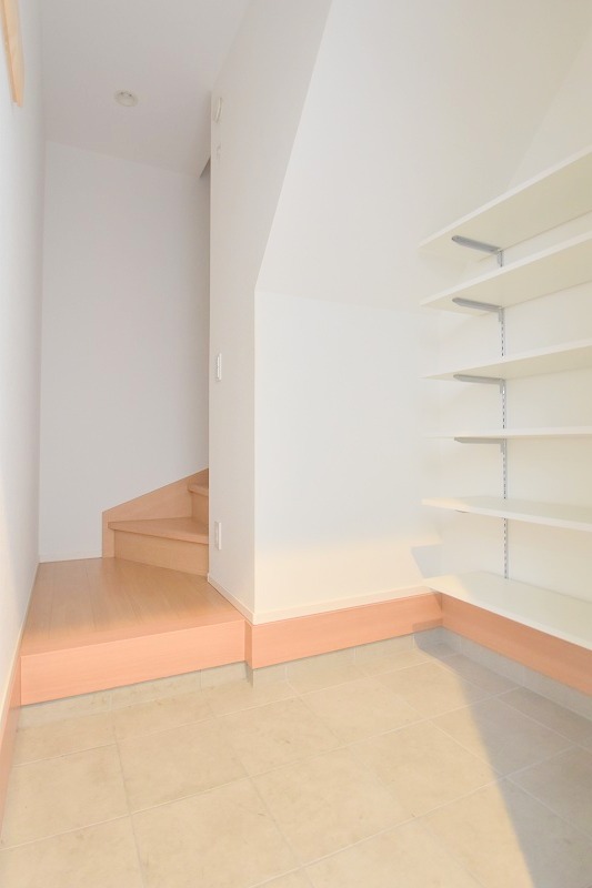 プログレッソ西蟹屋の玄関写真